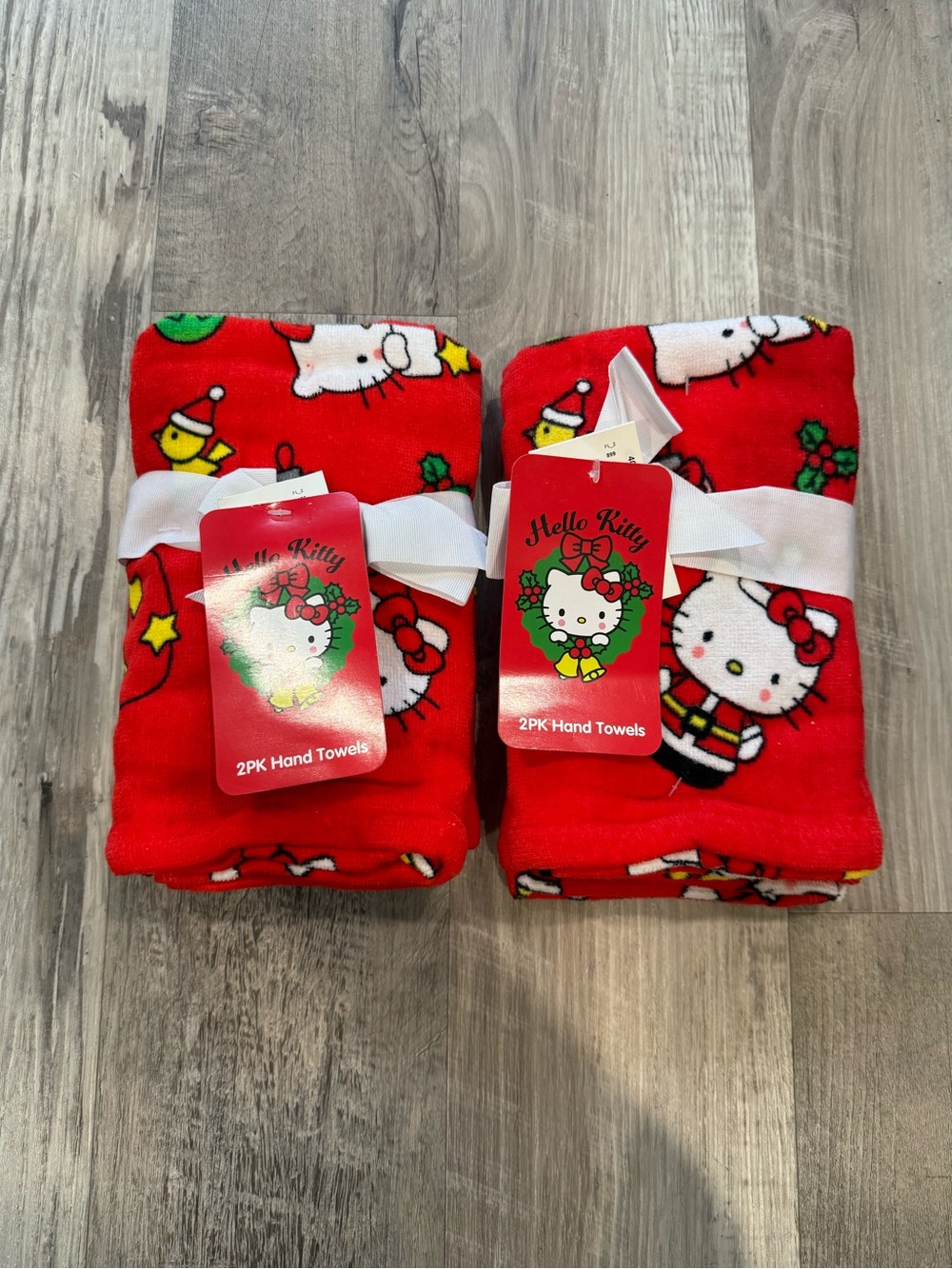 Hello Kitty Hand Towels